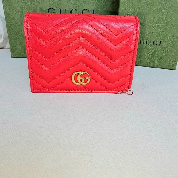 Gucci Red Matelassé GG Marmont Leather Wallet - Picture 13 of 16
